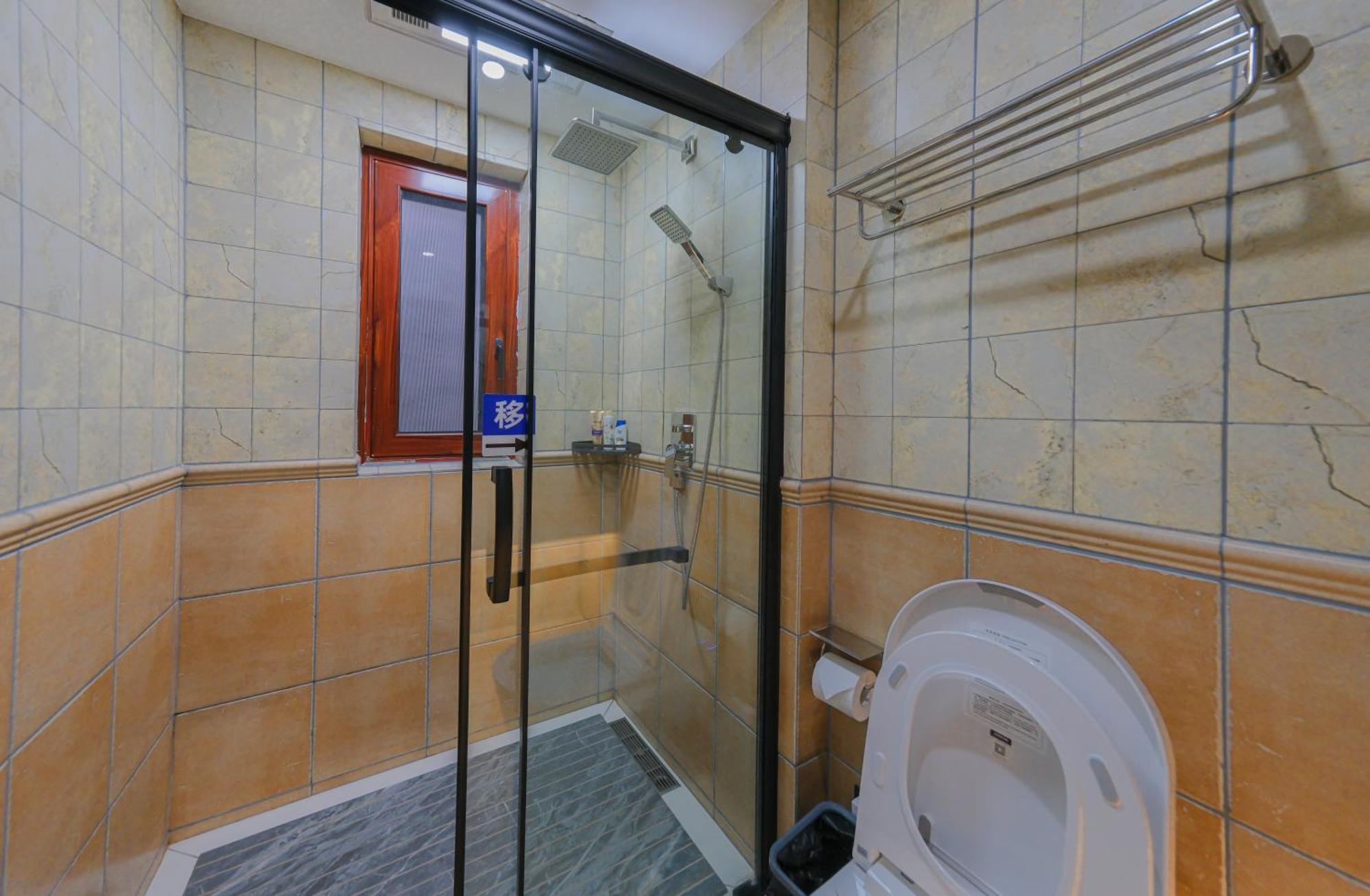 Dream In Fenghuang Apartment Bagian luar foto