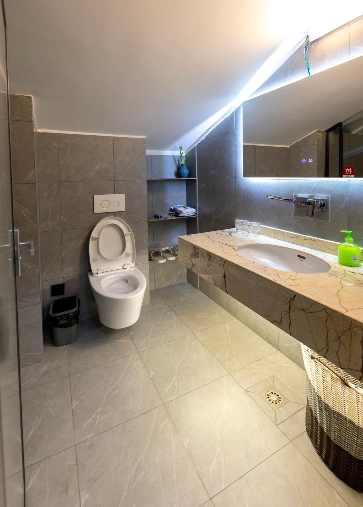 Dream In Fenghuang Apartment Bagian luar foto