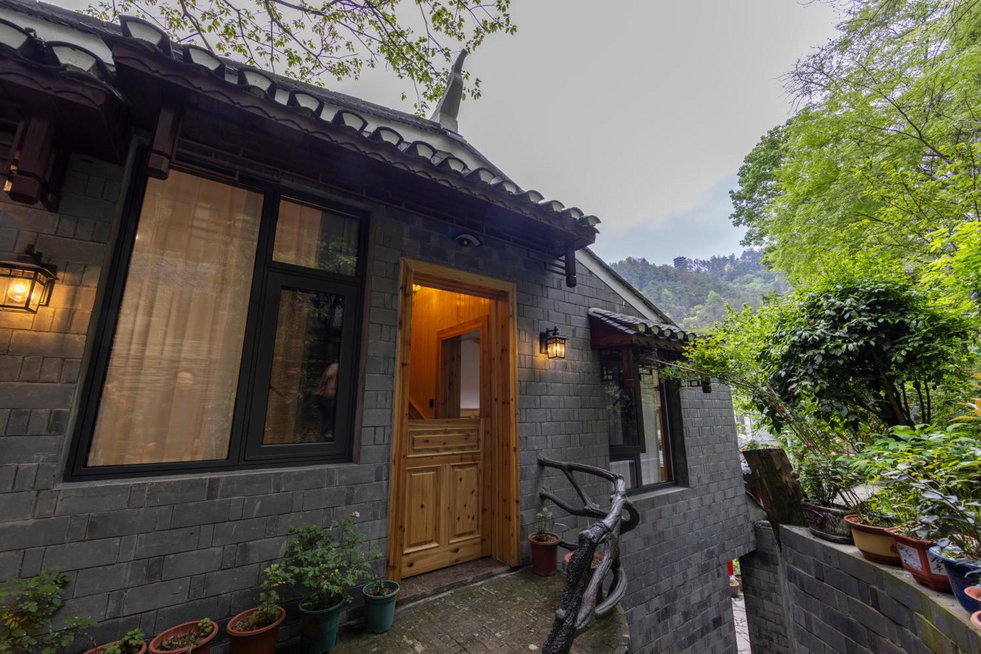 Dream In Fenghuang Apartment Bagian luar foto
