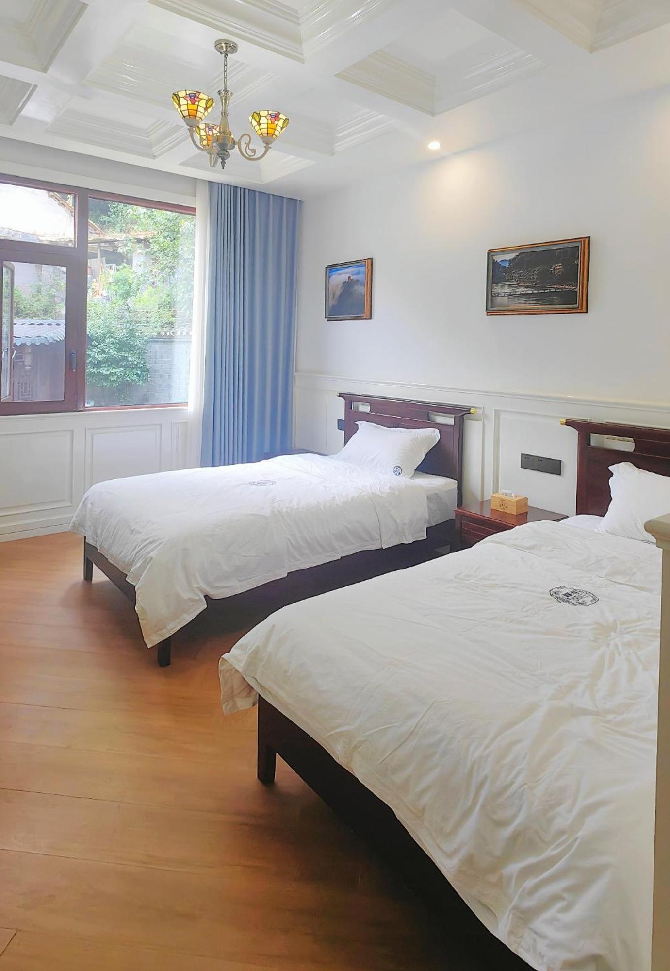 Dream In Fenghuang Apartment Bagian luar foto