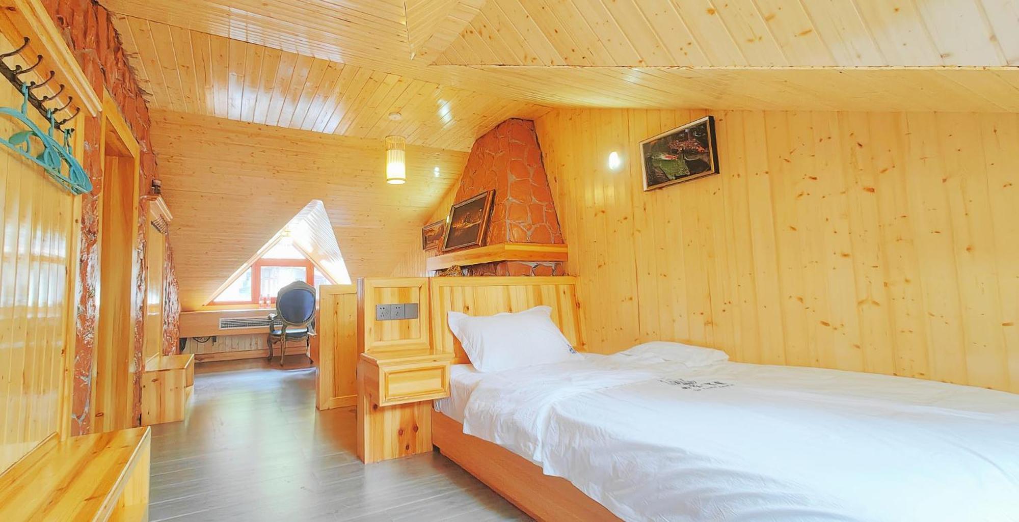Dream In Fenghuang Apartment Bagian luar foto